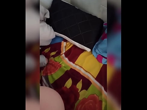 ❤️ השותפה שלי נשארת לבד בבית כי בעלה יוצא לחופשה ואני מנצלת את ההזדמנות לזיין אותה ולמלא לה את התחת בחלב ❌ סרטון פורנו אצלנו iw.image-kassir.ru ❤